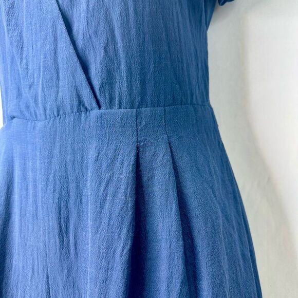 Lulu's Navy Flutter Sleeve Backless V-Neck Jumpsuit Size M - Picture 8 of 15